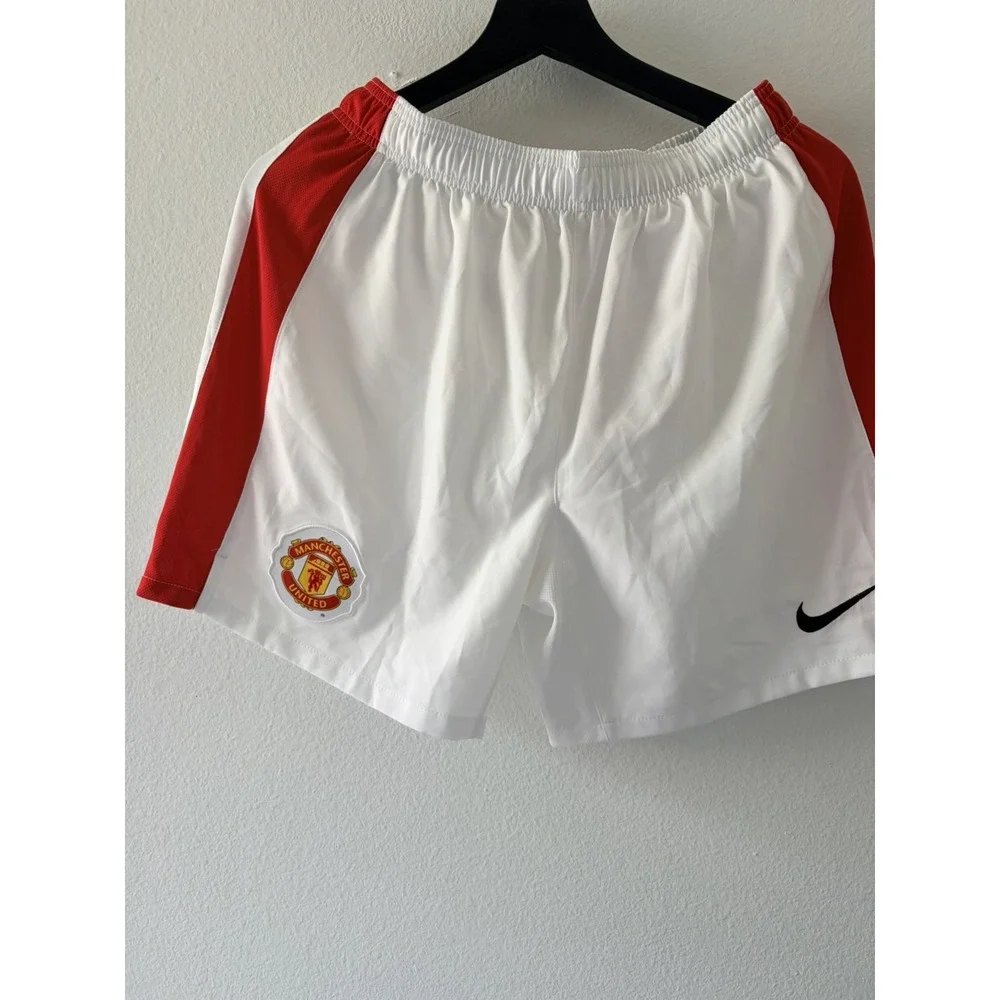 Nike Manchester United Soccer Shorts Men's Size Small White Red Crest